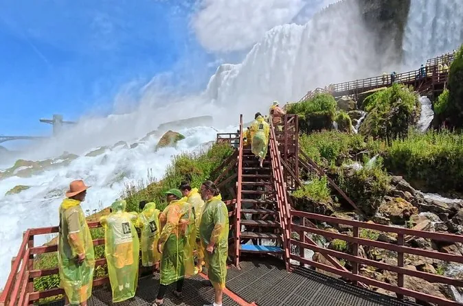 Walkways at the base of the falls at Cave of the Winds